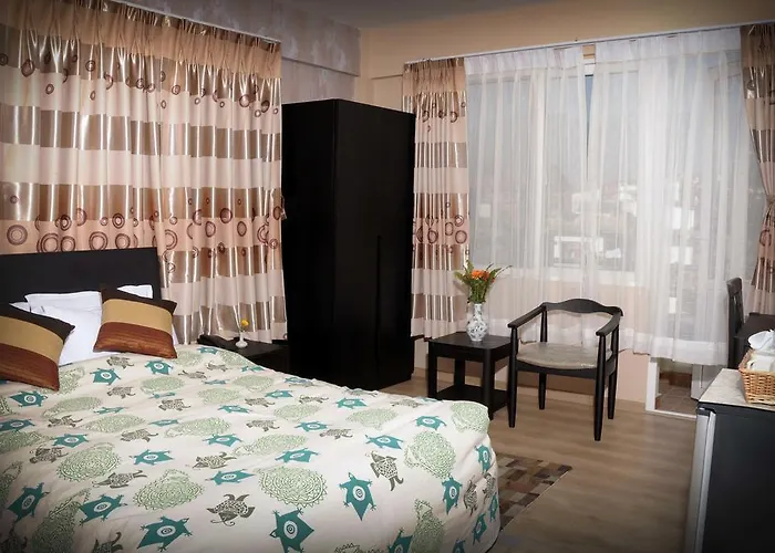 Hotel Nirvana 3*