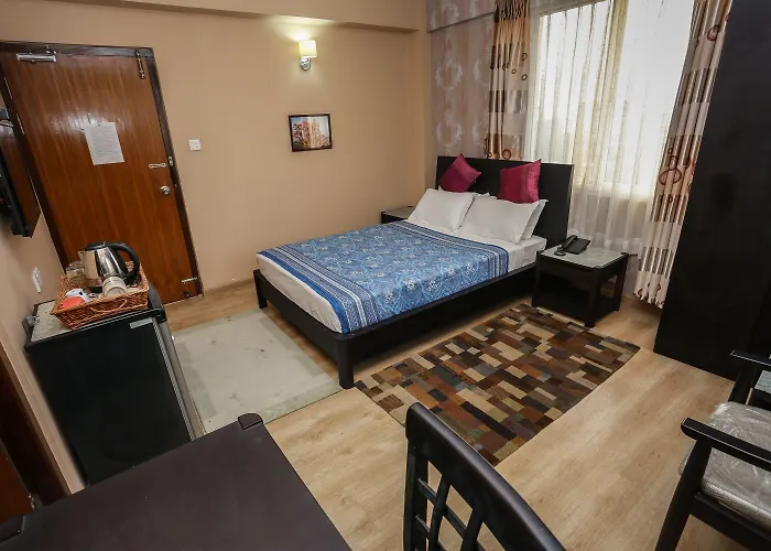 Nirvana Hotel 3*